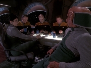 extant_StarTrek_DS9_5x05-TheAssignment_01080.jpg