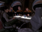 extant_StarTrek_DS9_5x05-TheAssignment_01083.jpg