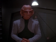 extant_StarTrek_DS9_5x05-TheAssignment_02880.jpg