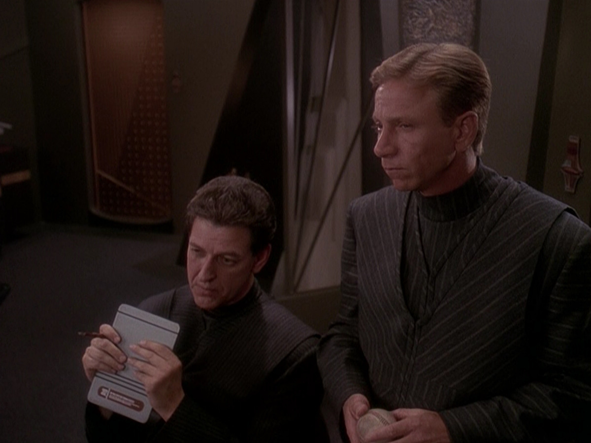 extant_StarTrek_DS9_5x06-TrialsAndTribble-ations_00089.jpg