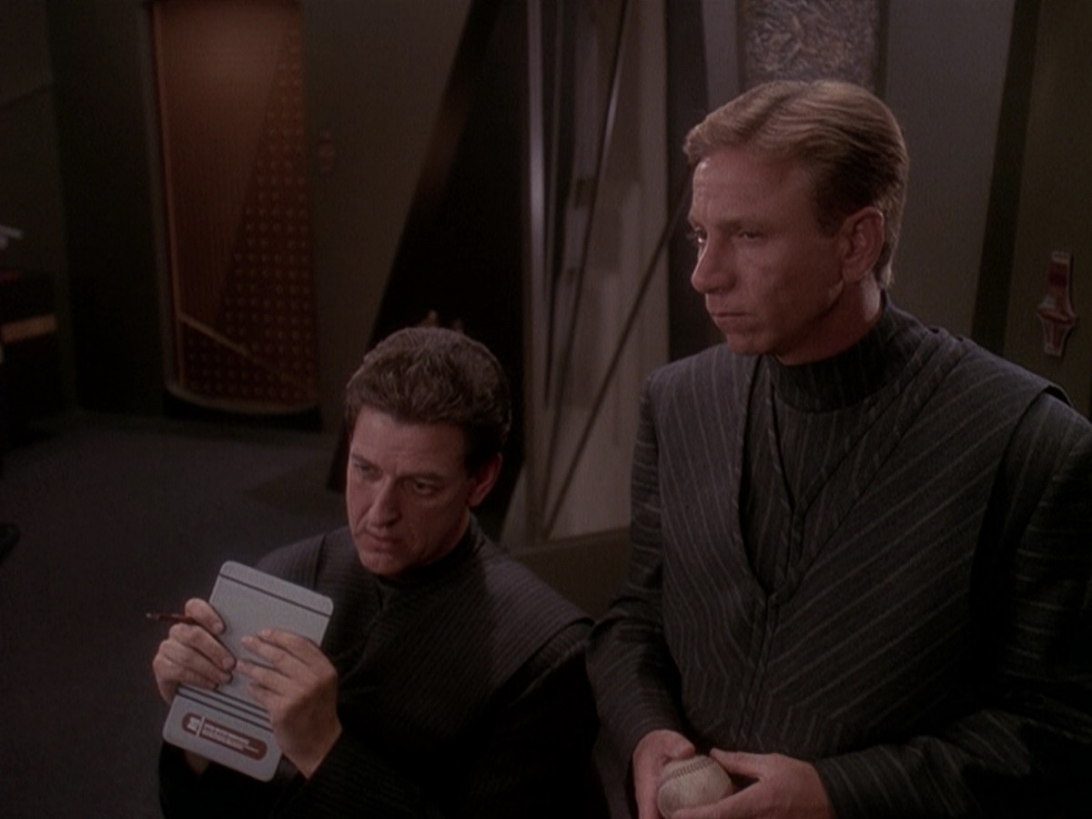 extant_StarTrek_DS9_5x06-TrialsAndTribble-ations_00090.jpg