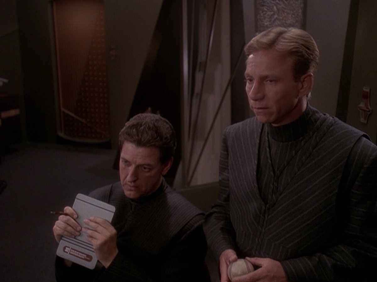 extant_StarTrek_DS9_5x06-TrialsAndTribble-ations_00093.jpg