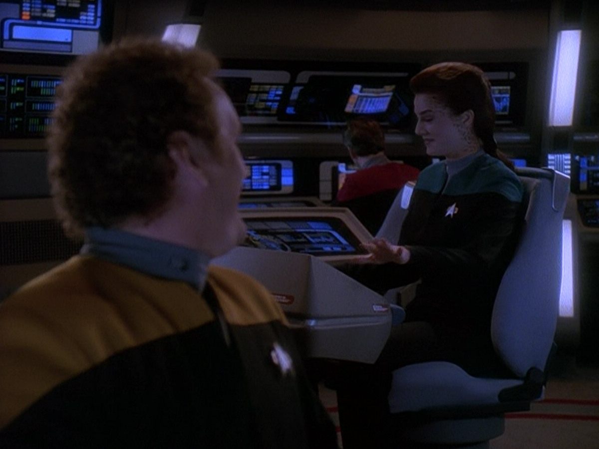 extant_StarTrek_DS9_5x06-TrialsAndTribble-ations_00304.jpg