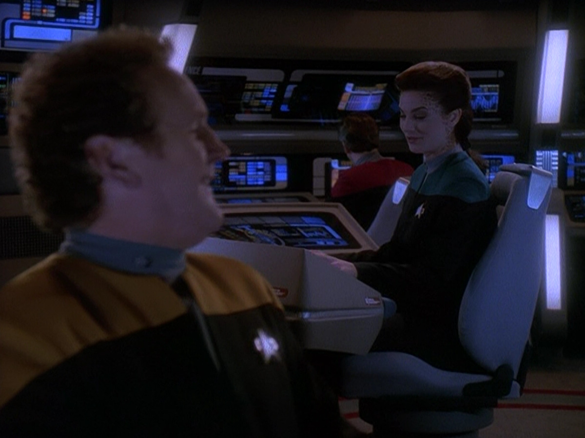 extant_StarTrek_DS9_5x06-TrialsAndTribble-ations_00307.jpg