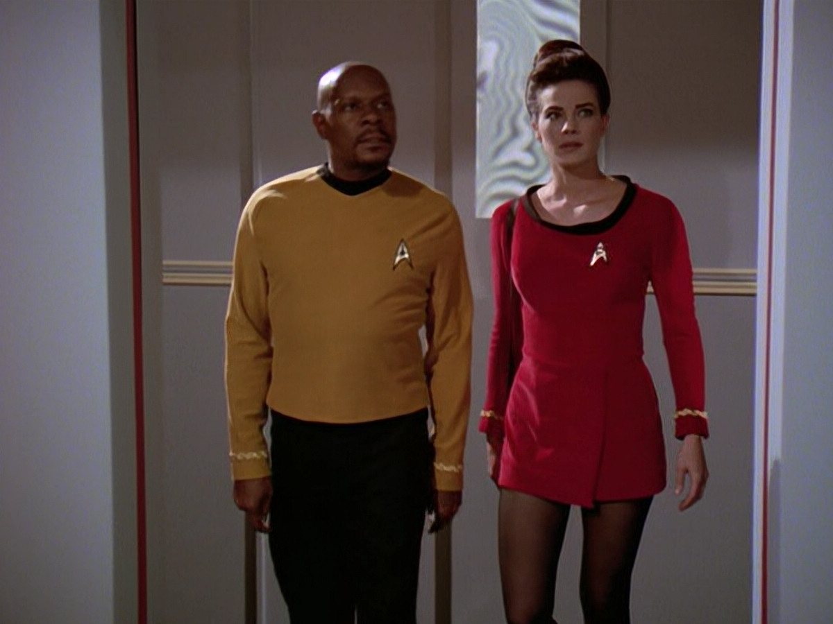 extant_StarTrek_DS9_5x06-TrialsAndTribble-ations_00930.jpg