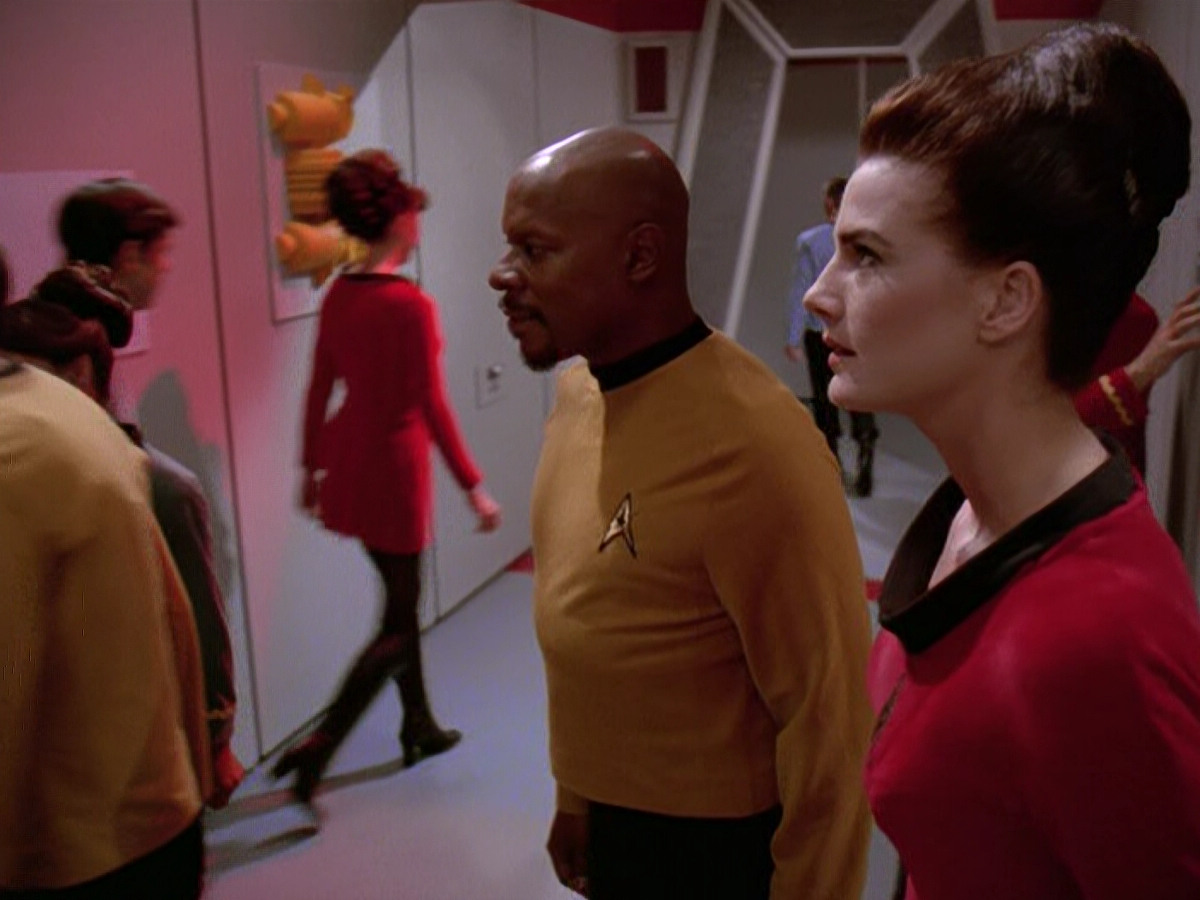 extant_StarTrek_DS9_5x06-TrialsAndTribble-ations_00947.jpg