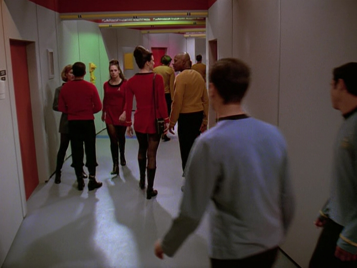 extant_StarTrek_DS9_5x06-TrialsAndTribble-ations_00955.jpg