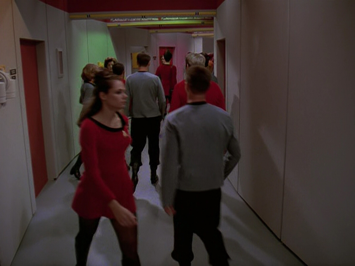 extant_StarTrek_DS9_5x06-TrialsAndTribble-ations_00959.jpg