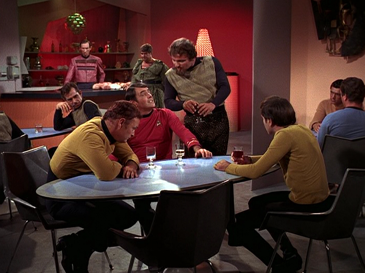extant_StarTrek_DS9_5x06-TrialsAndTribble-ations_02332.jpg