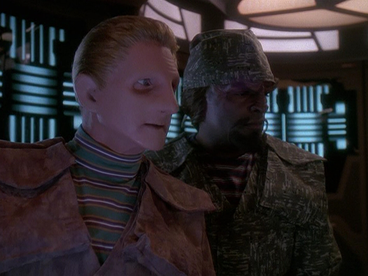 extant_StarTrek_DS9_5x06-TrialsAndTribble-ations_02851.jpg