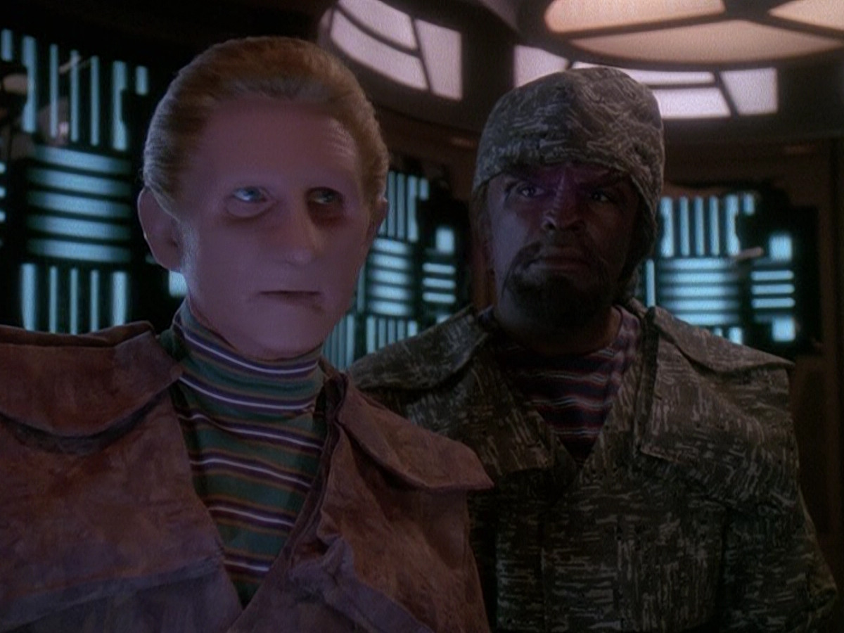 extant_StarTrek_DS9_5x06-TrialsAndTribble-ations_02854.jpg
