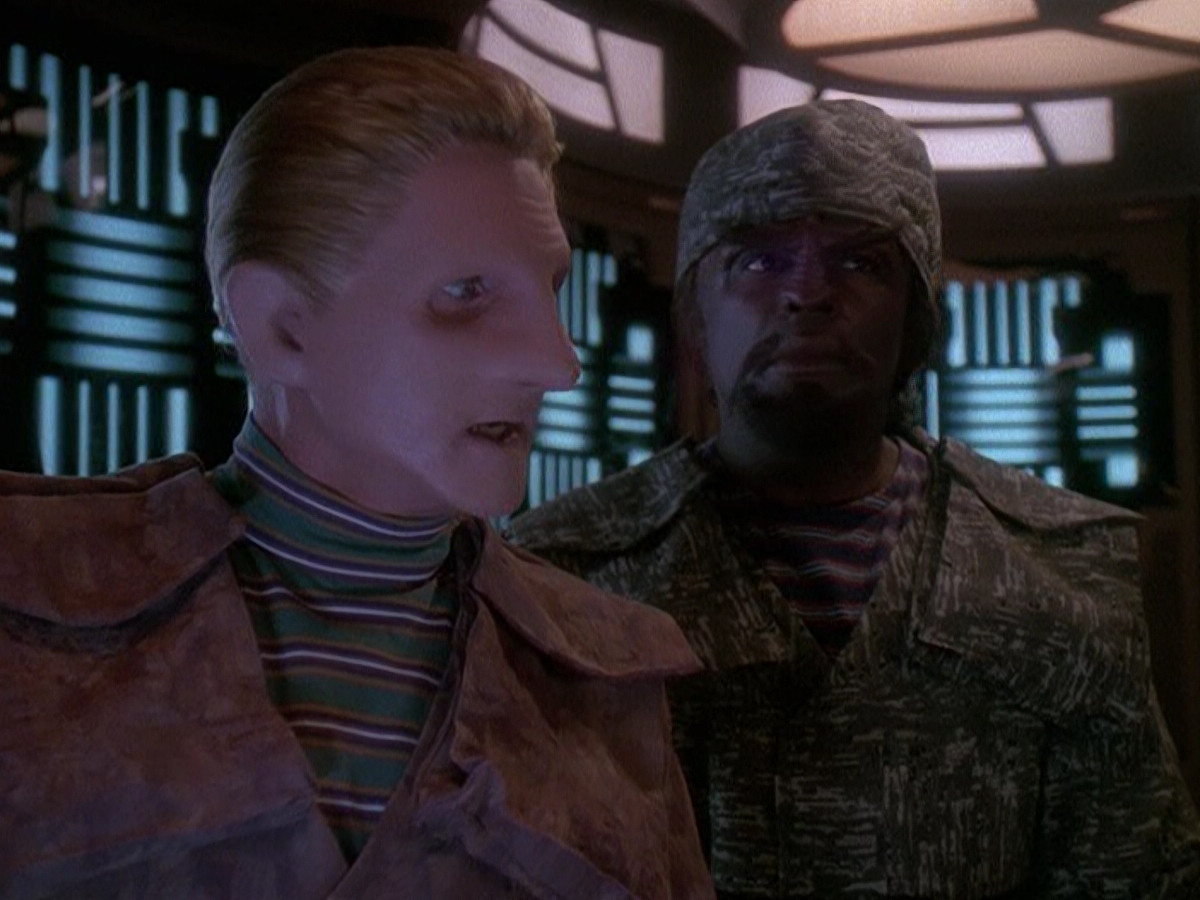 extant_StarTrek_DS9_5x06-TrialsAndTribble-ations_02856.jpg