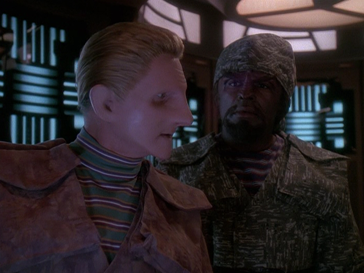 extant_StarTrek_DS9_5x06-TrialsAndTribble-ations_02860.jpg