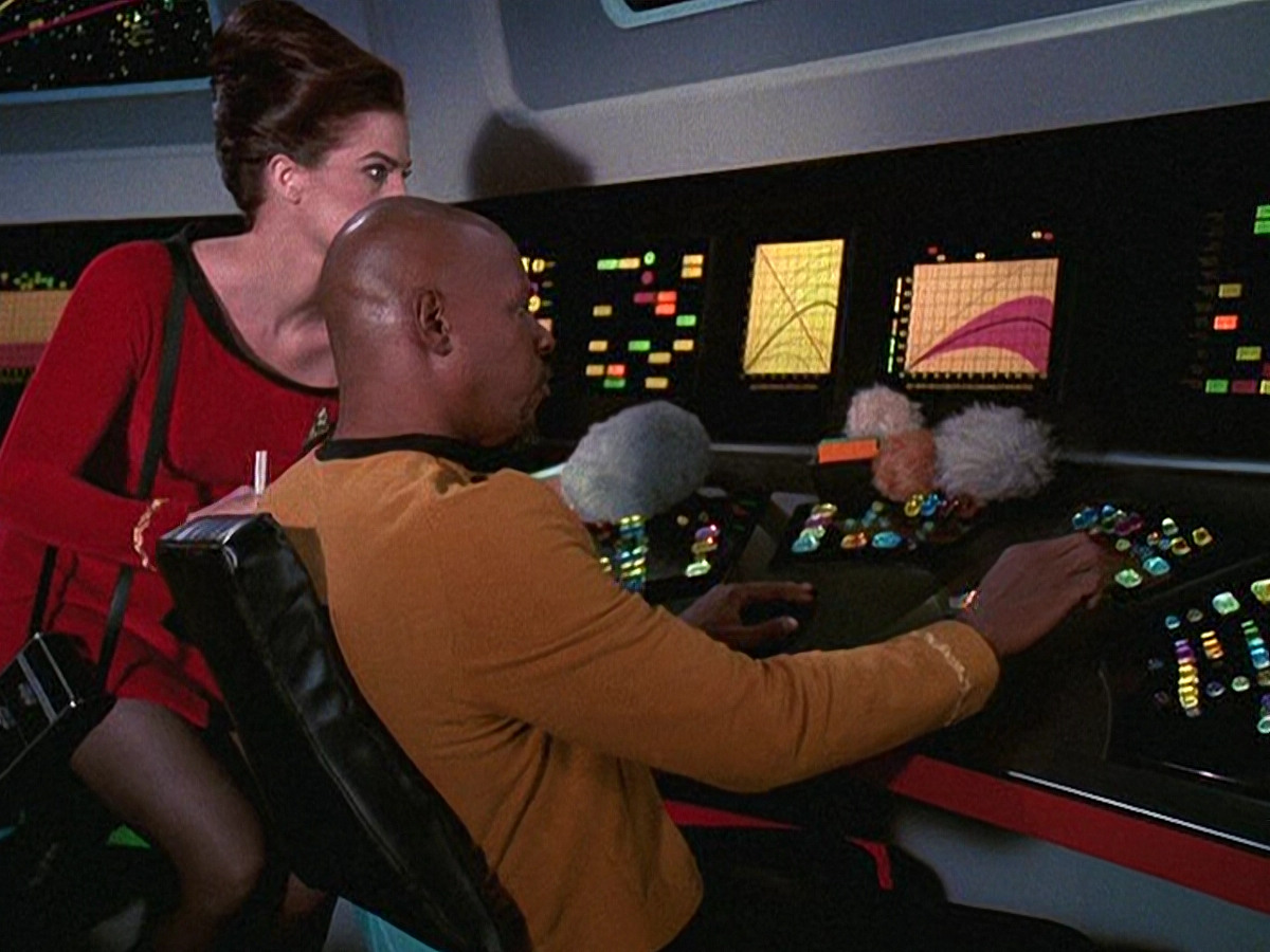 extant_StarTrek_DS9_5x06-TrialsAndTribble-ations_02994.jpg
