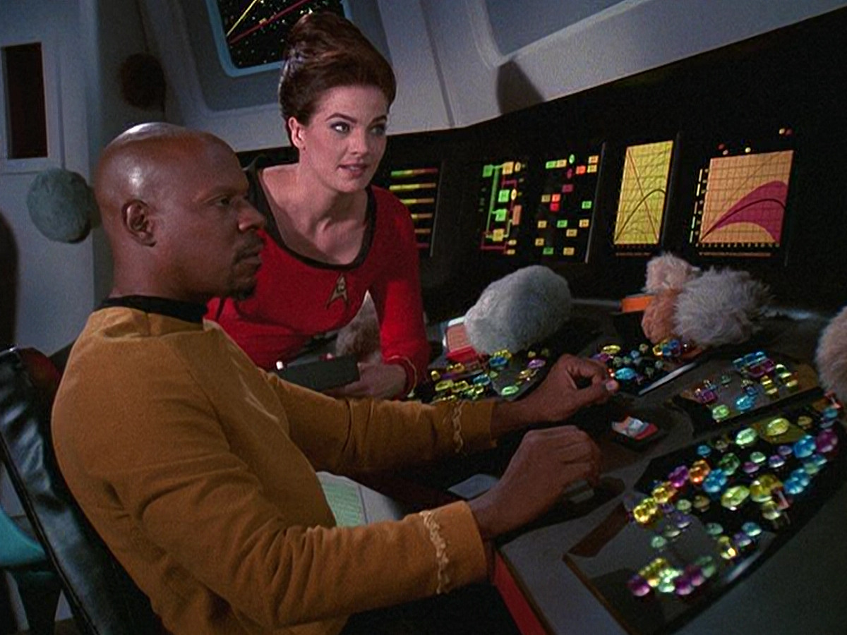 extant_StarTrek_DS9_5x06-TrialsAndTribble-ations_03007.jpg