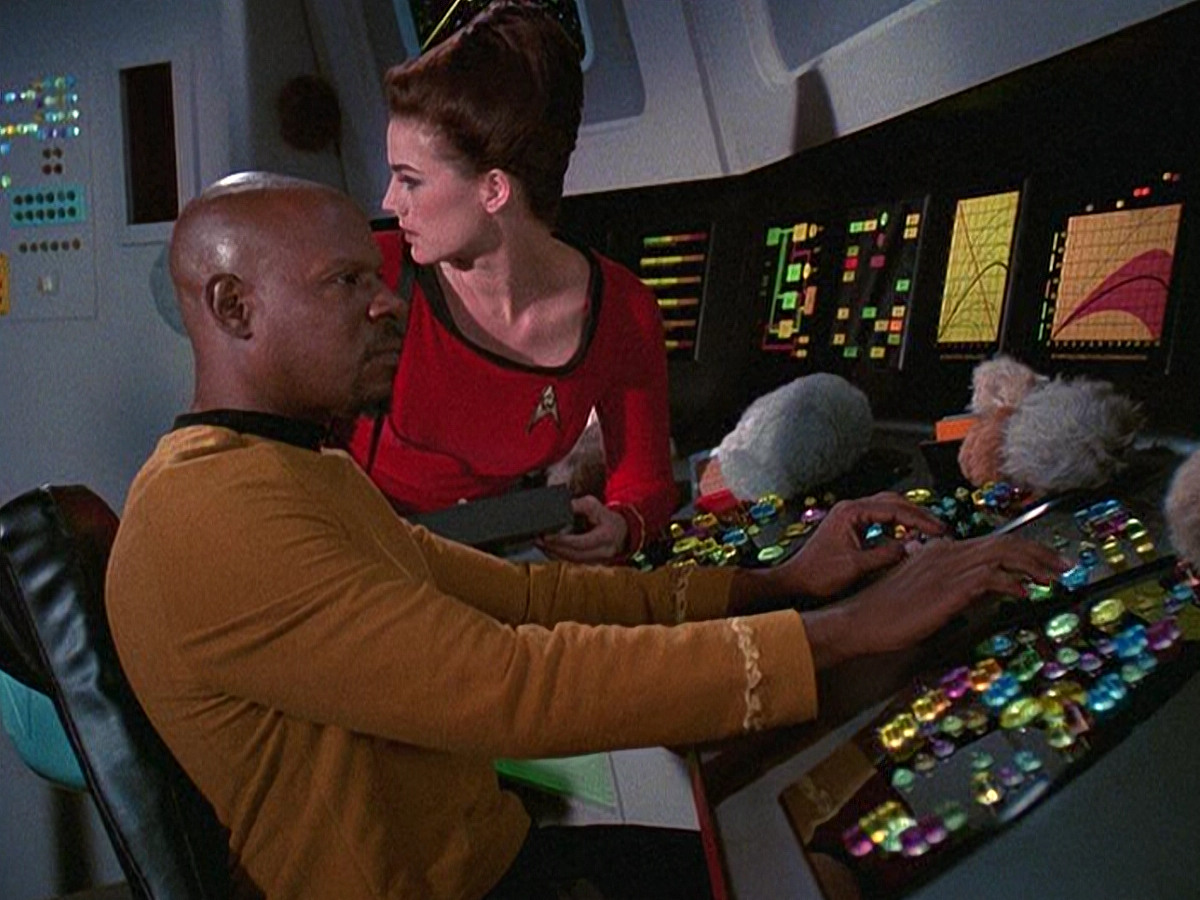 extant_StarTrek_DS9_5x06-TrialsAndTribble-ations_03013.jpg
