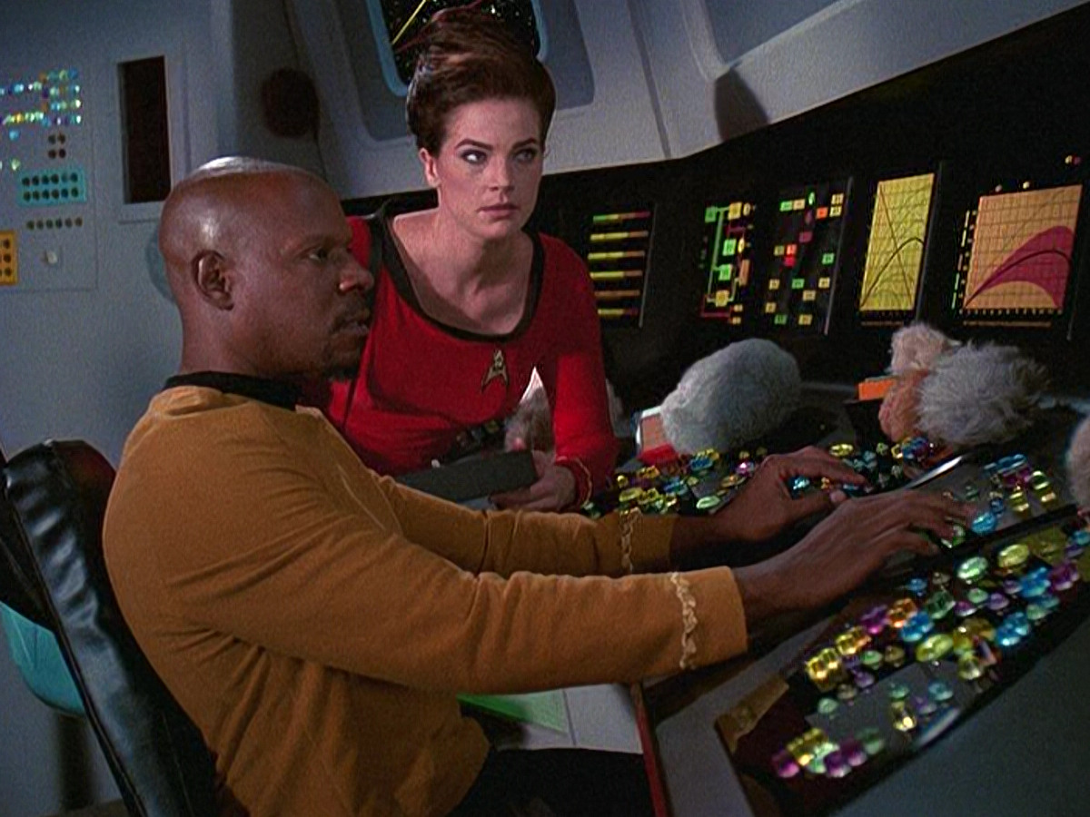 extant_StarTrek_DS9_5x06-TrialsAndTribble-ations_03018.jpg