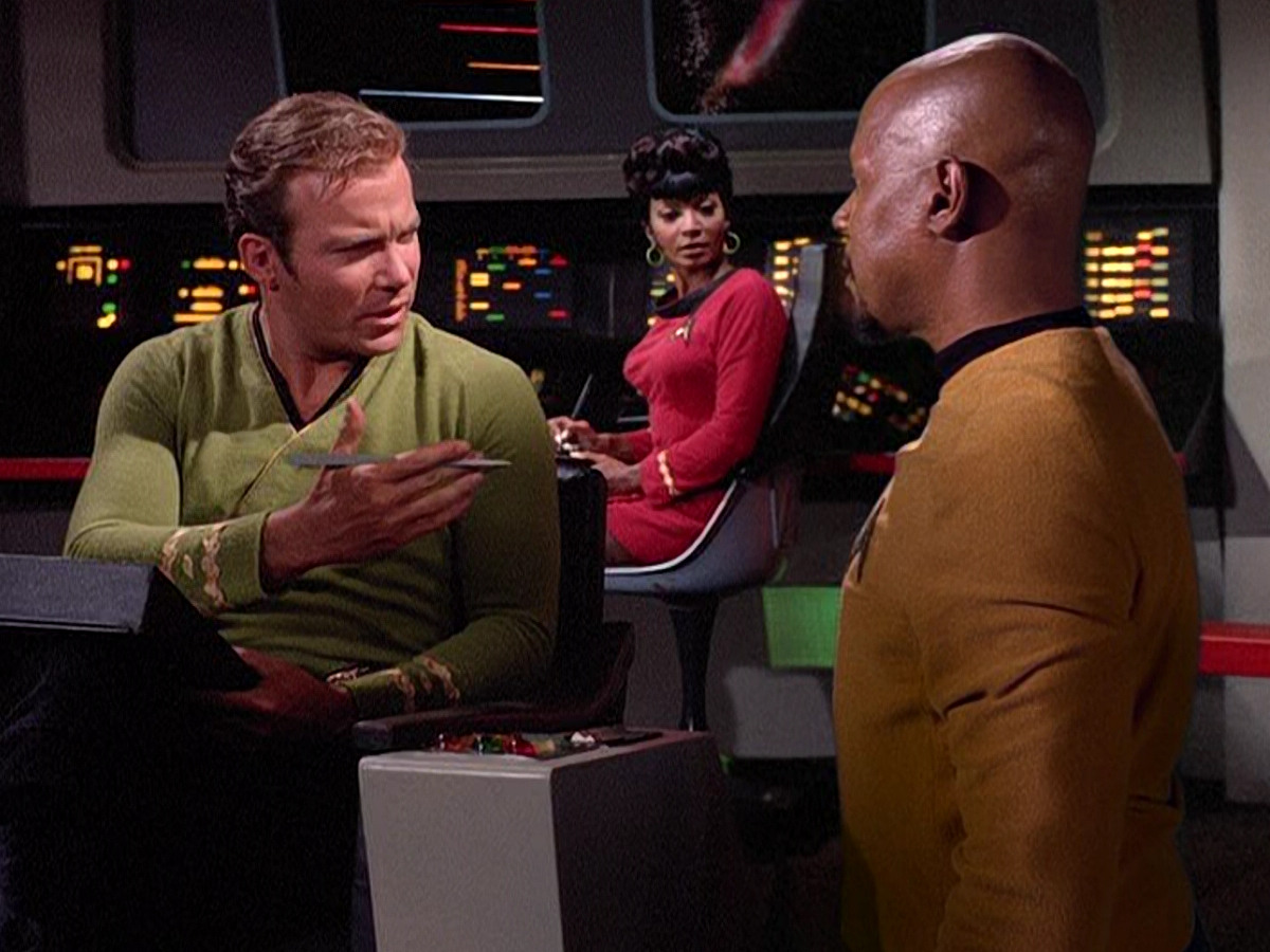 extant_StarTrek_DS9_5x06-TrialsAndTribble-ations_03593.jpg