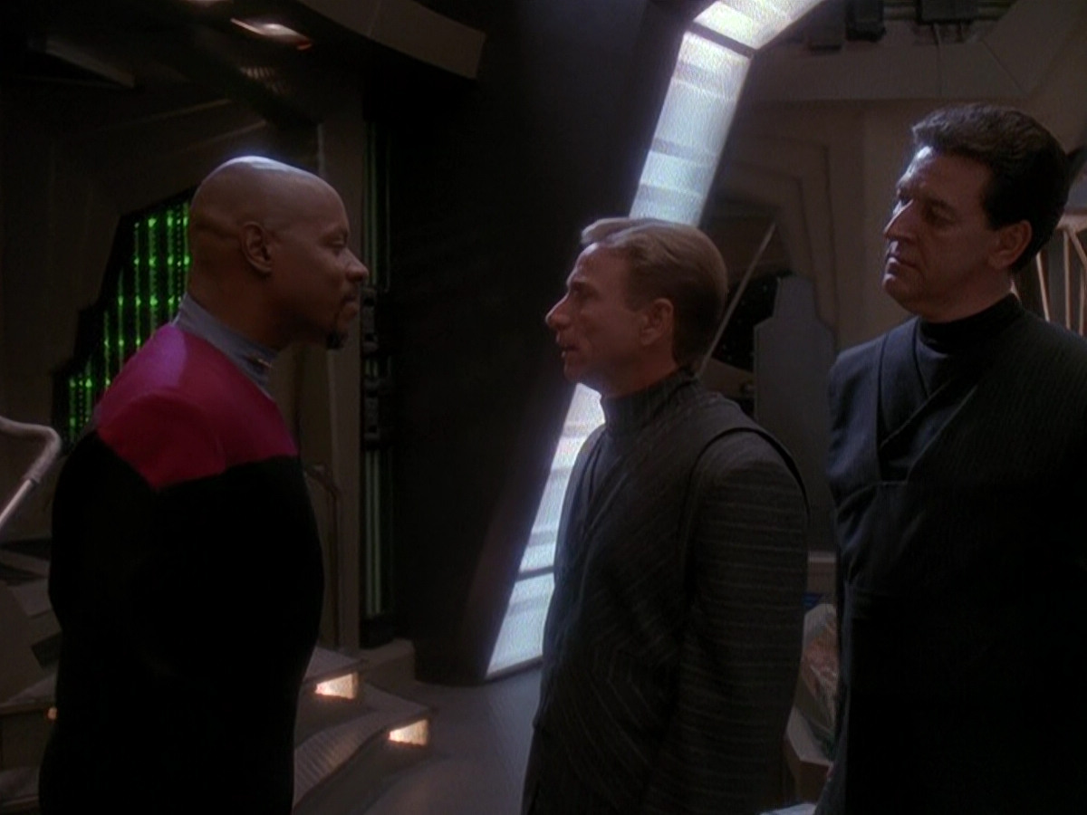 extant_StarTrek_DS9_5x06-TrialsAndTribble-ations_03667.jpg