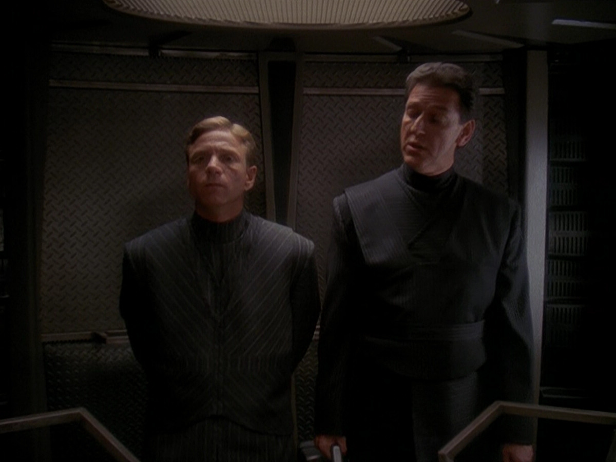 extant_StarTrek_DS9_5x06-TrialsAndTribble-ations_03677.jpg