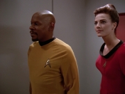 Filename=extant_StarTrek_DS9_5x06-TrialsAndTribble-ations_00938.jpg
Filesize=139KiB
Dimensions=1200x900
Date added=Dec 12, 2019 extant_StarTrek_DS9_5x06-TrialsAndTribble-ations_00938.jpg