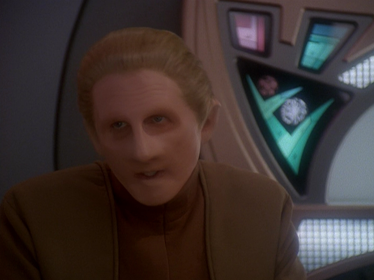 extant_StarTrek_DS9_5x07-LetHeWhoIsWithoutSin_00050.jpg
