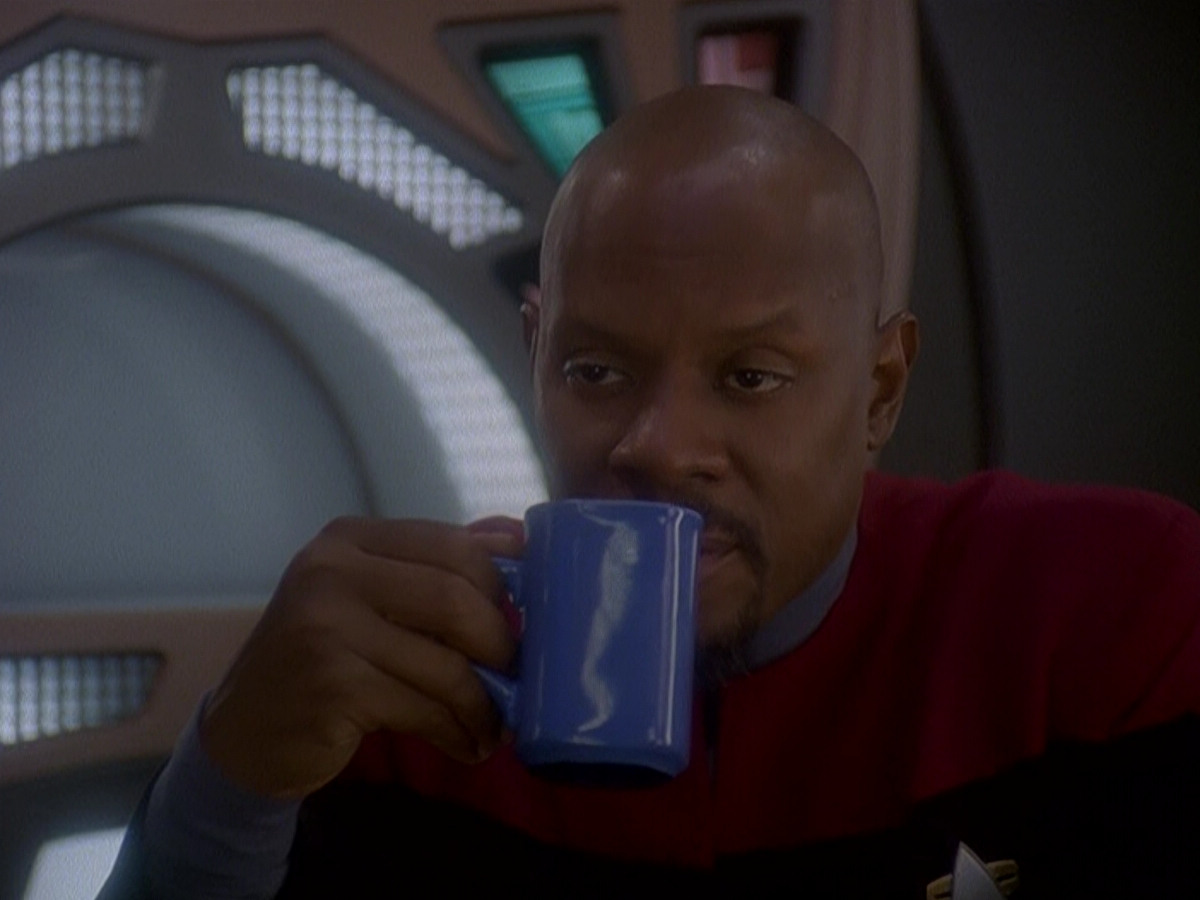 extant_StarTrek_DS9_5x07-LetHeWhoIsWithoutSin_00053.jpg