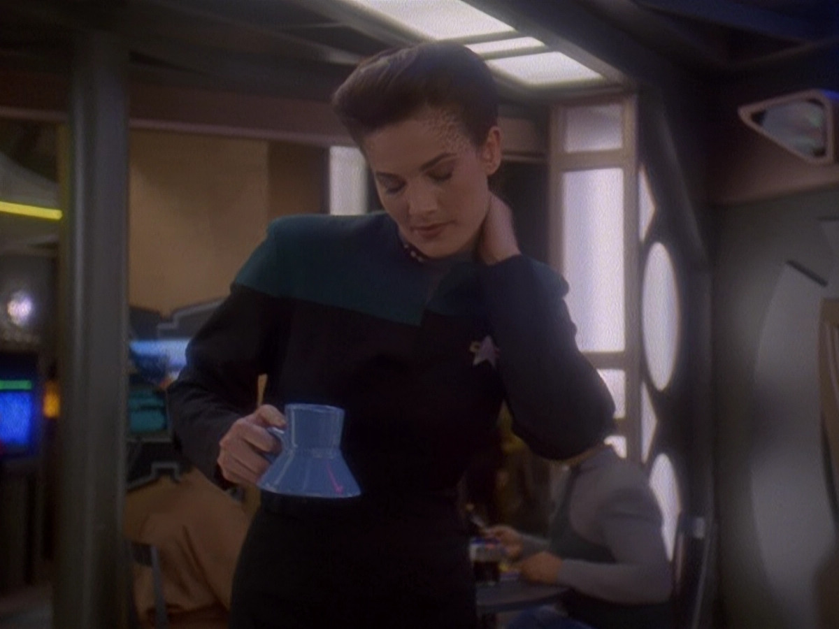 extant_StarTrek_DS9_5x07-LetHeWhoIsWithoutSin_00061.jpg