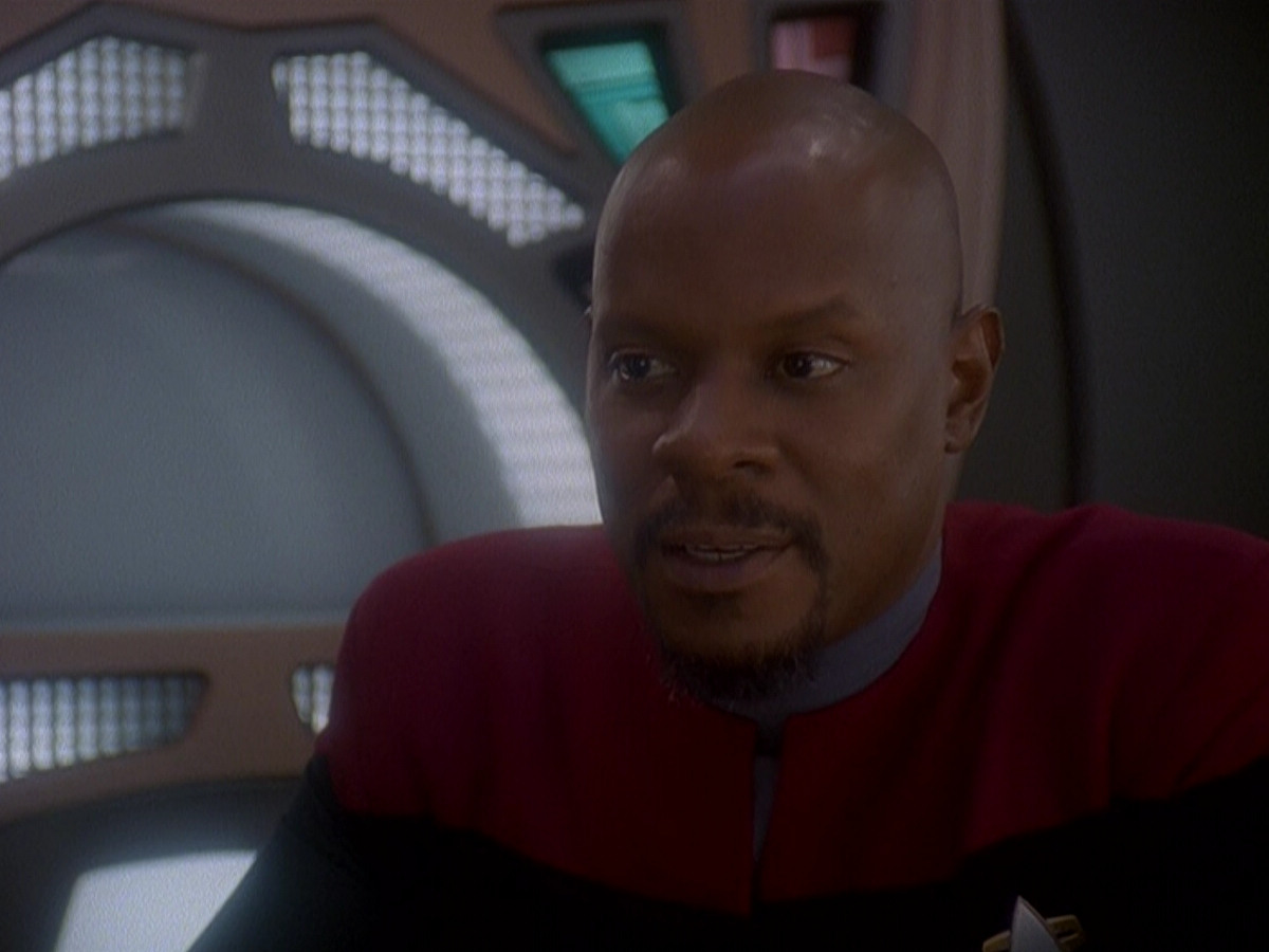 extant_StarTrek_DS9_5x07-LetHeWhoIsWithoutSin_00158.jpg