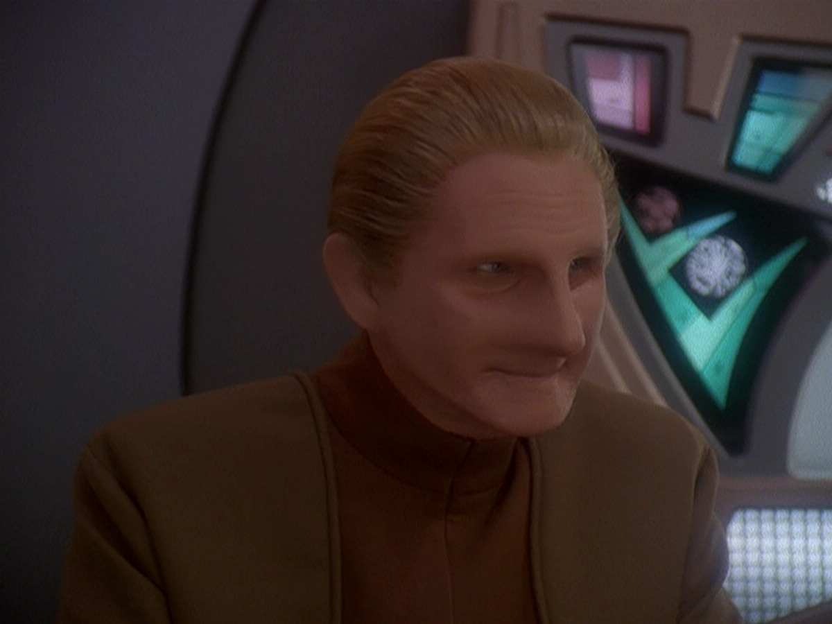 extant_StarTrek_DS9_5x07-LetHeWhoIsWithoutSin_00177.jpg