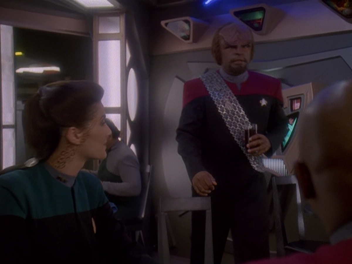 extant_StarTrek_DS9_5x07-LetHeWhoIsWithoutSin_00185.jpg