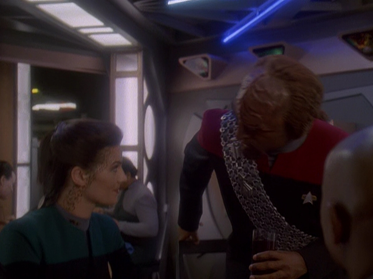 extant_StarTrek_DS9_5x07-LetHeWhoIsWithoutSin_00189.jpg
