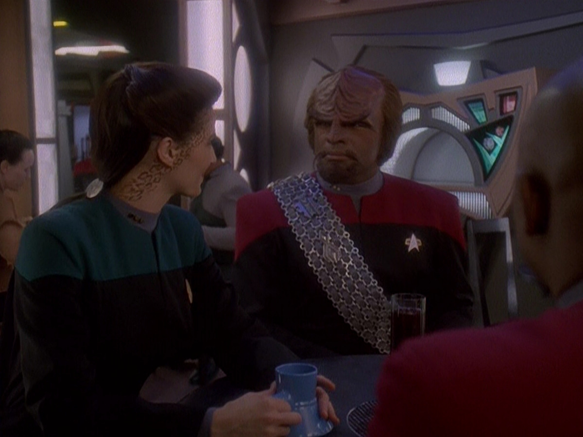 extant_StarTrek_DS9_5x07-LetHeWhoIsWithoutSin_00192.jpg