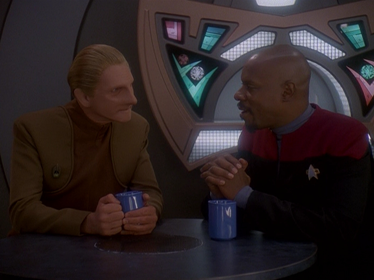 extant_StarTrek_DS9_5x07-LetHeWhoIsWithoutSin_00196.jpg
