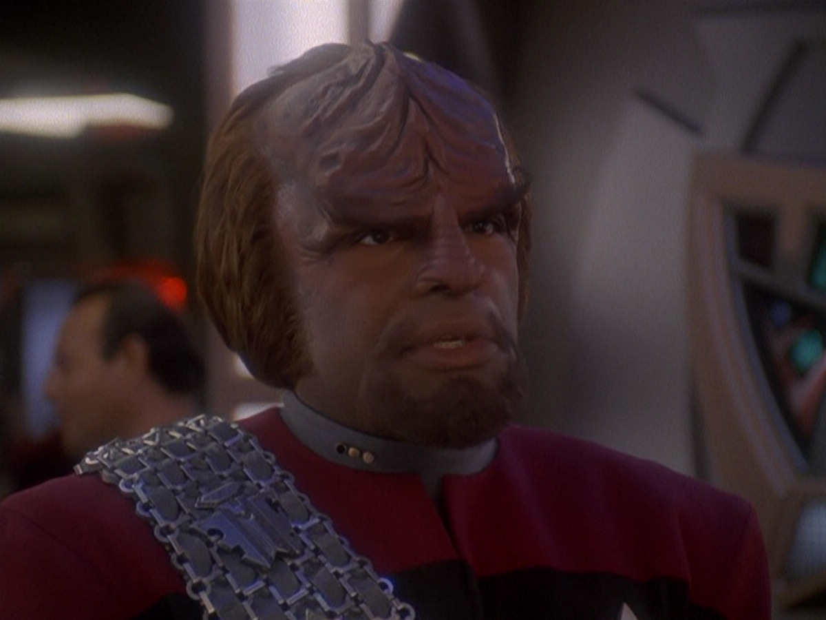 extant_StarTrek_DS9_5x07-LetHeWhoIsWithoutSin_00223.jpg