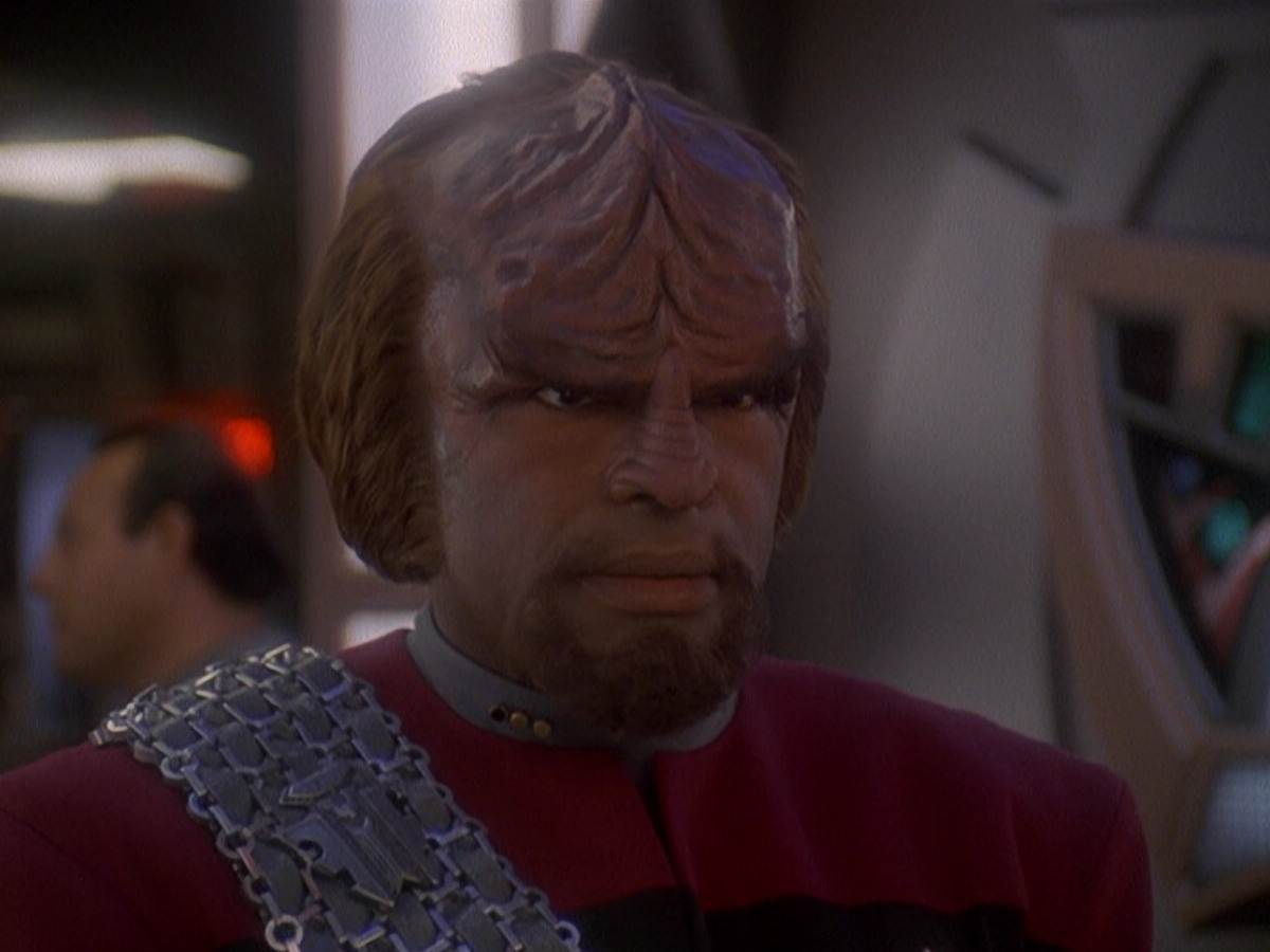 extant_StarTrek_DS9_5x07-LetHeWhoIsWithoutSin_00235.jpg