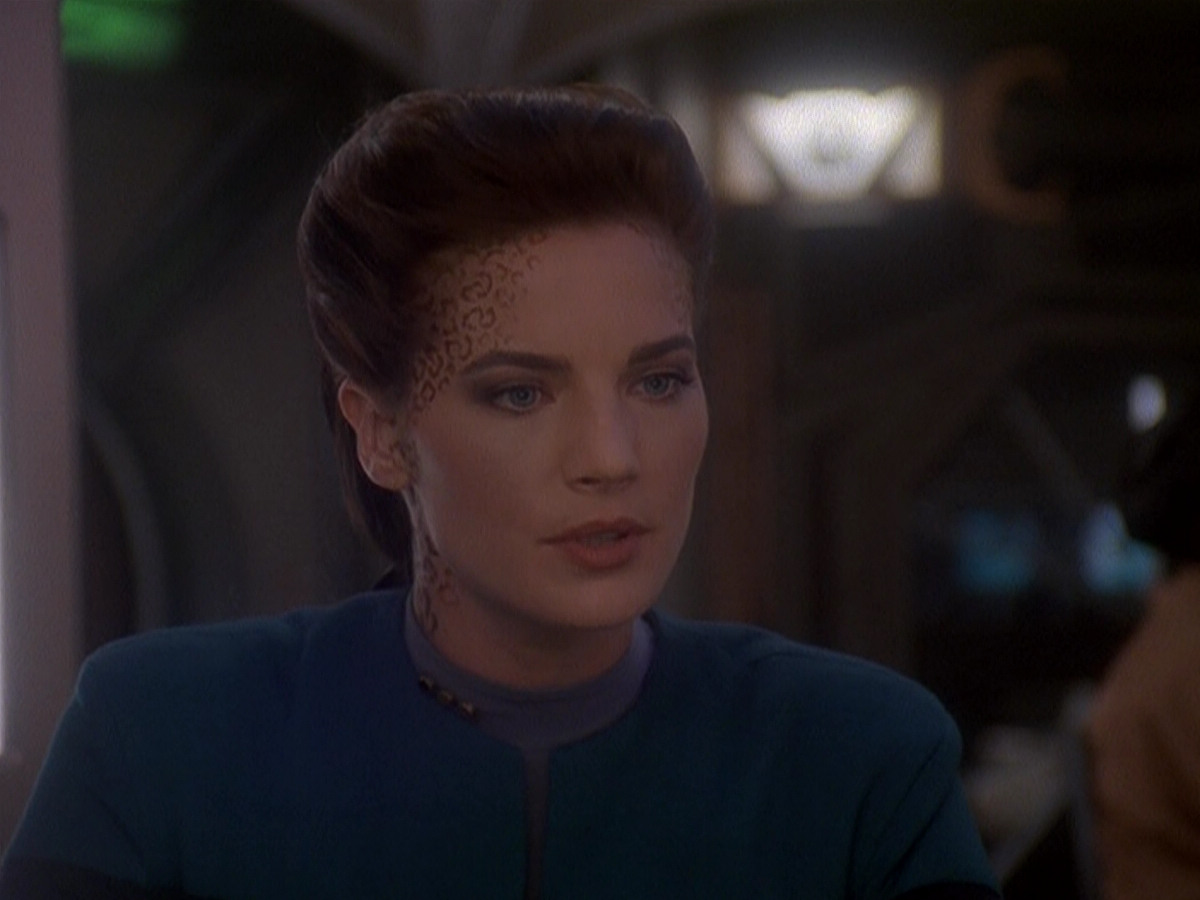 extant_StarTrek_DS9_5x07-LetHeWhoIsWithoutSin_00236.jpg