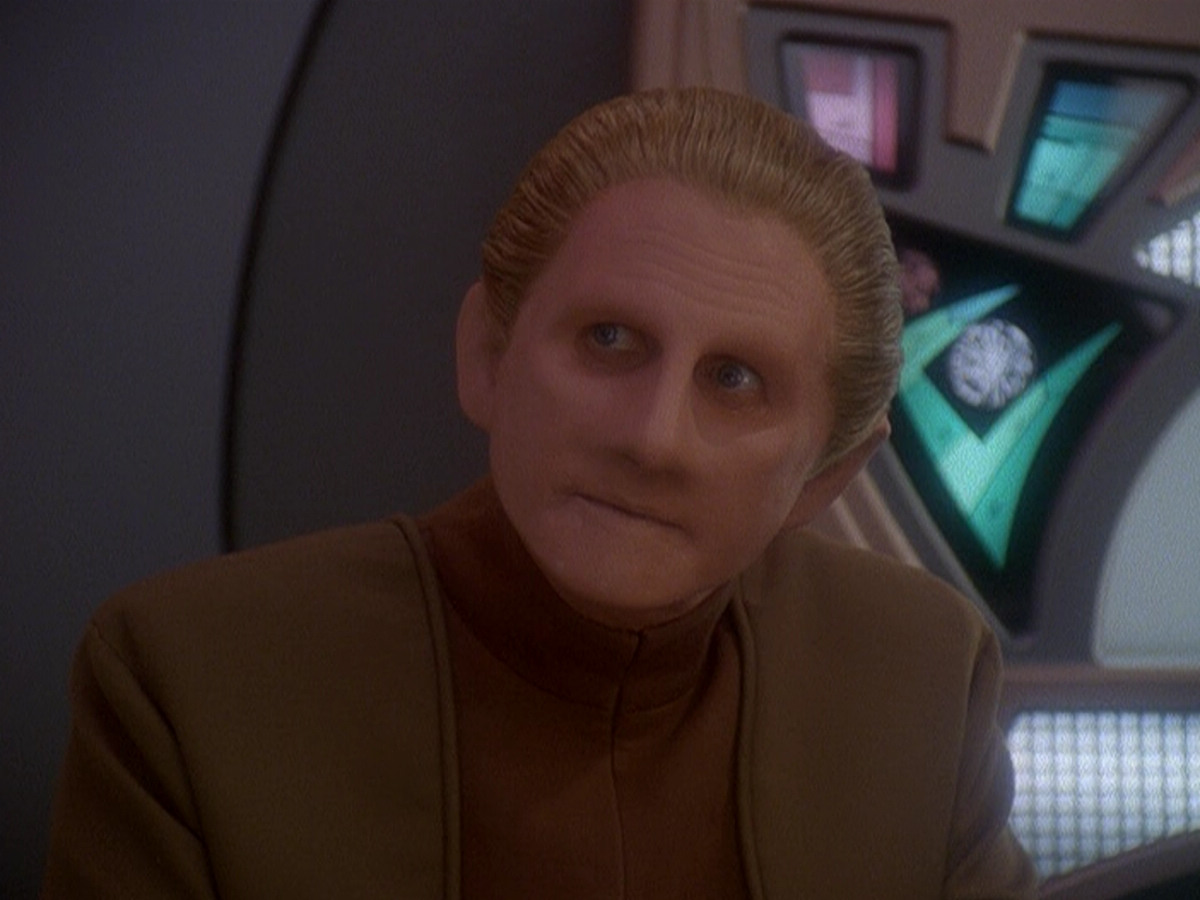 extant_StarTrek_DS9_5x07-LetHeWhoIsWithoutSin_00249.jpg