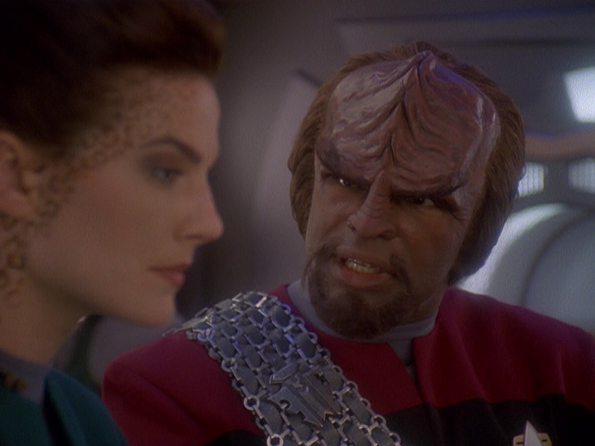 extant_StarTrek_DS9_5x07-LetHeWhoIsWithoutSin_00288.jpg