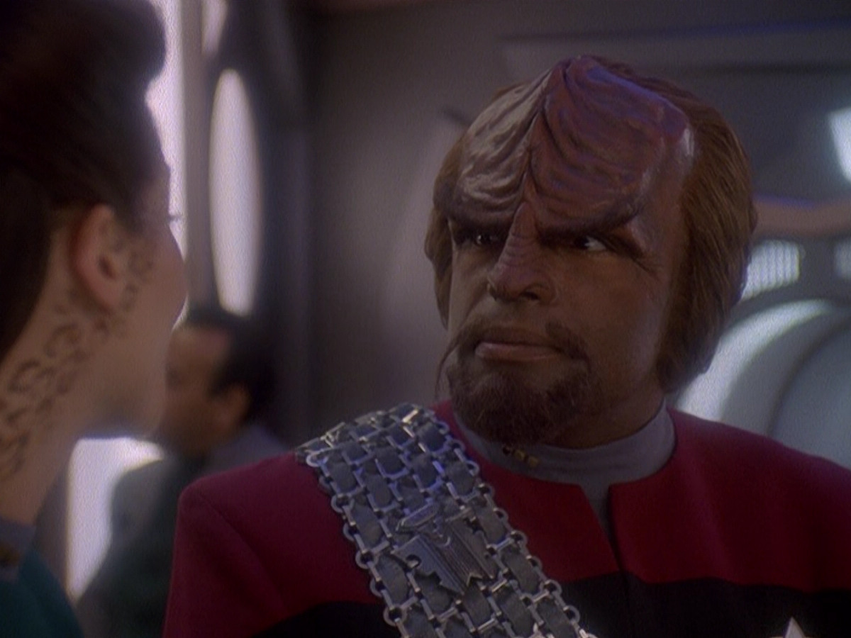 extant_StarTrek_DS9_5x07-LetHeWhoIsWithoutSin_00314.jpg