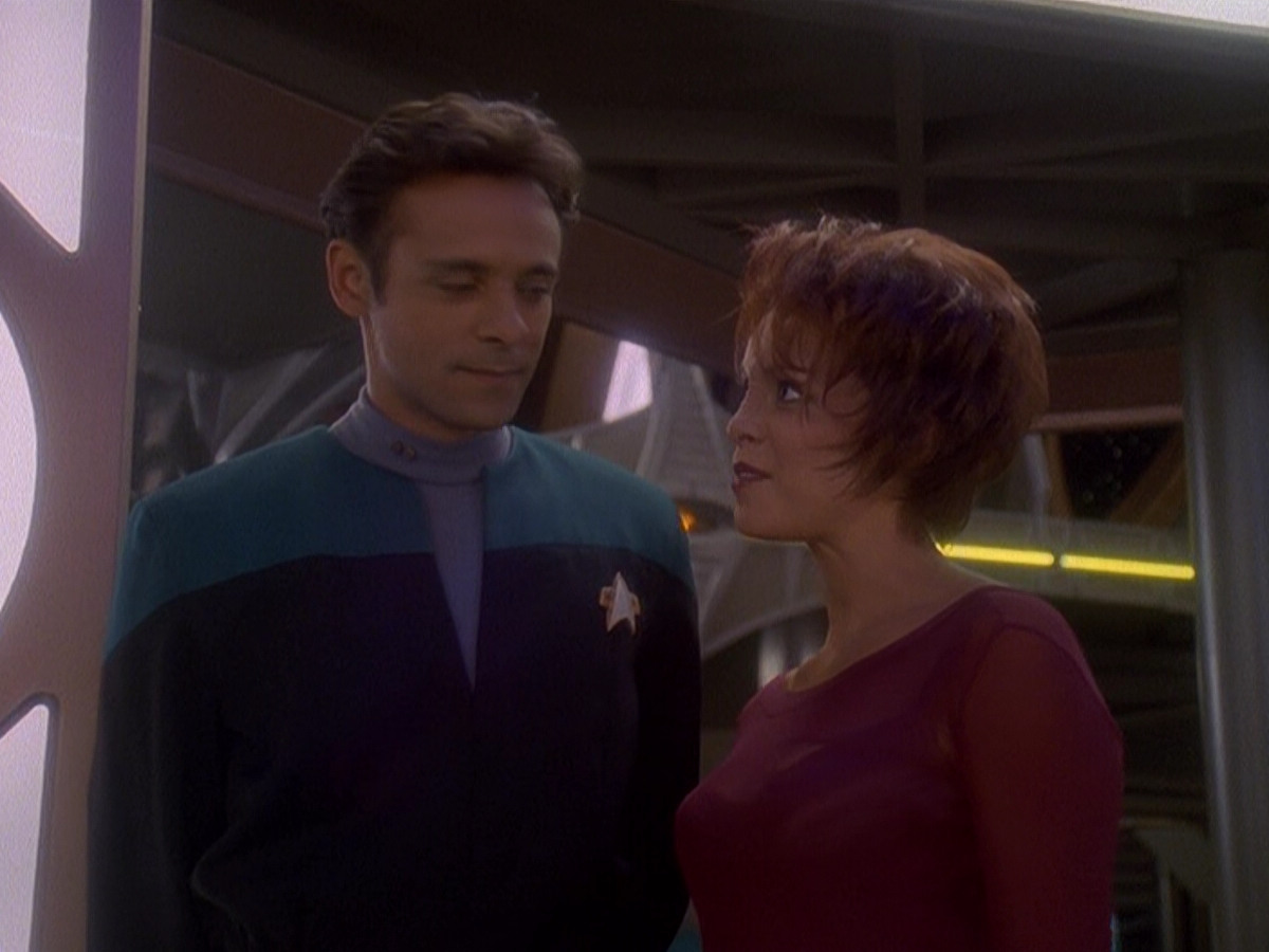 extant_StarTrek_DS9_5x07-LetHeWhoIsWithoutSin_00317.jpg