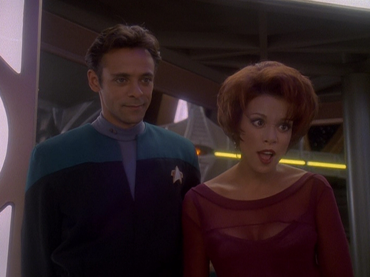 extant_StarTrek_DS9_5x07-LetHeWhoIsWithoutSin_00320.jpg