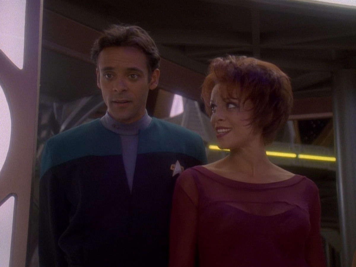 extant_StarTrek_DS9_5x07-LetHeWhoIsWithoutSin_00331.jpg