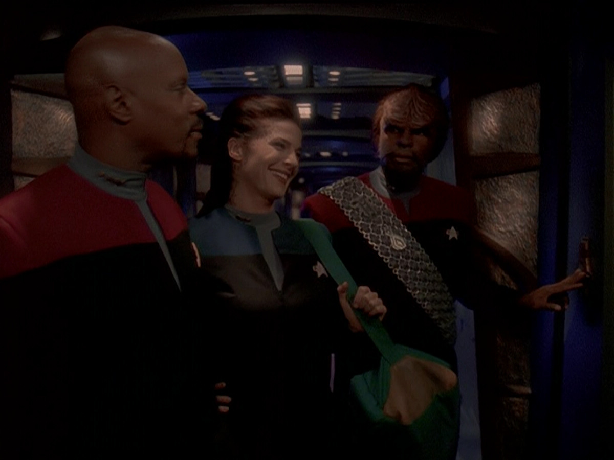 extant_StarTrek_DS9_5x07-LetHeWhoIsWithoutSin_00388.jpg