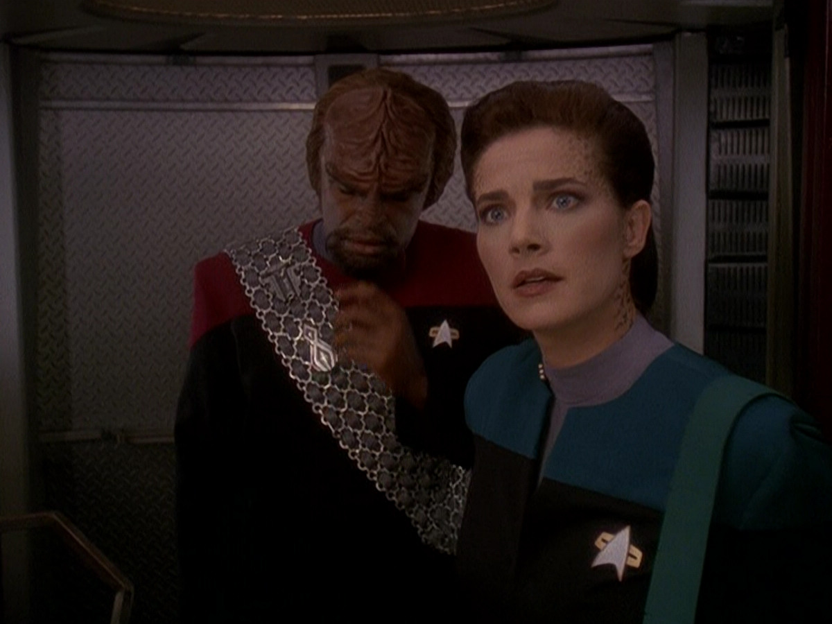 extant_StarTrek_DS9_5x07-LetHeWhoIsWithoutSin_00431.jpg