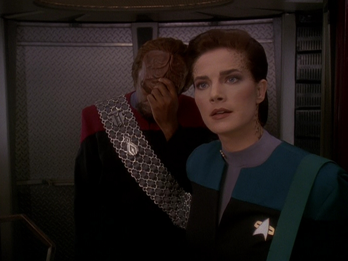extant_StarTrek_DS9_5x07-LetHeWhoIsWithoutSin_00432.jpg