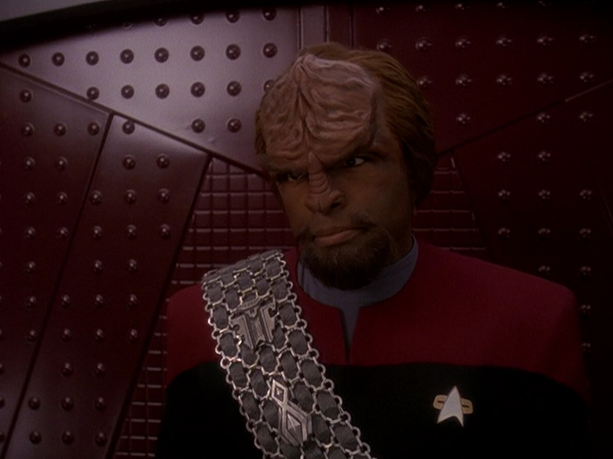 extant_StarTrek_DS9_5x07-LetHeWhoIsWithoutSin_00464.jpg