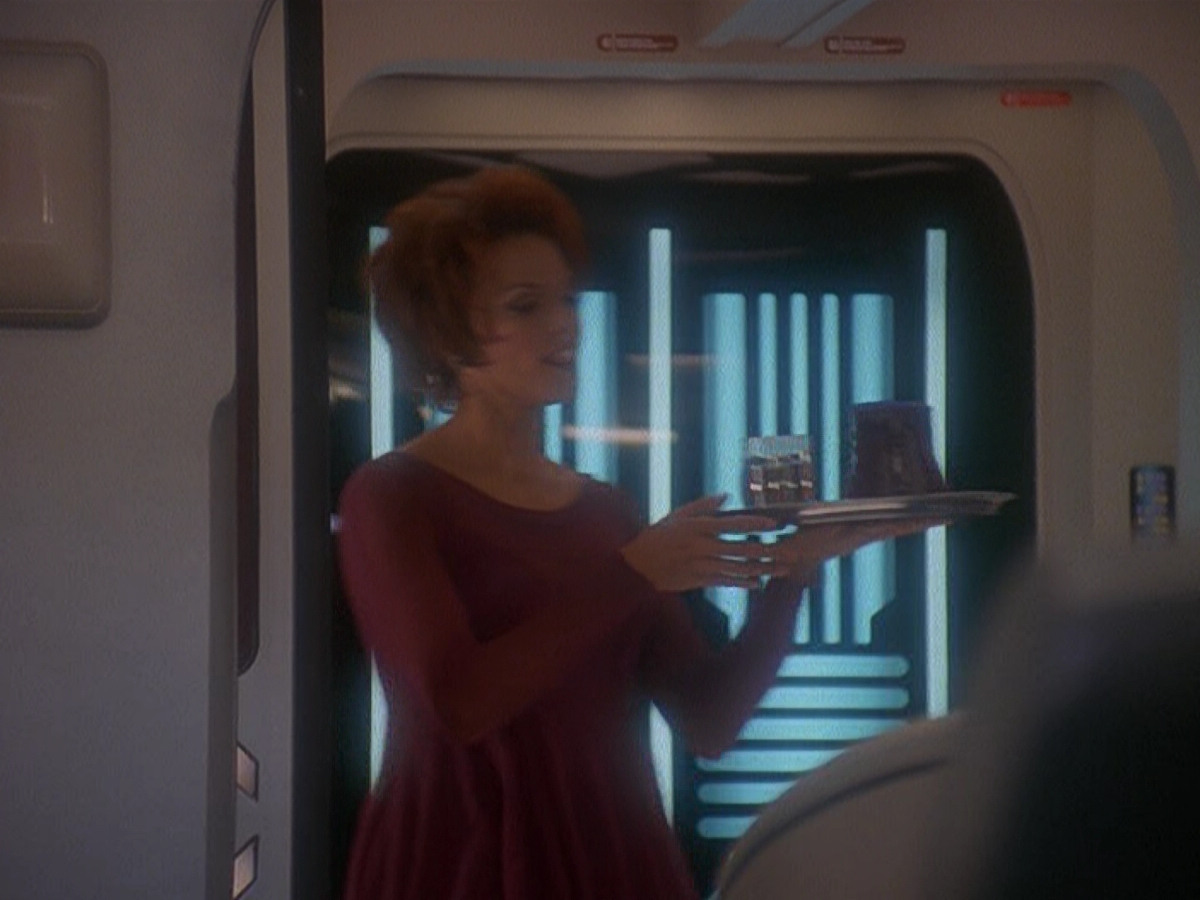 extant_StarTrek_DS9_5x07-LetHeWhoIsWithoutSin_00645.jpg