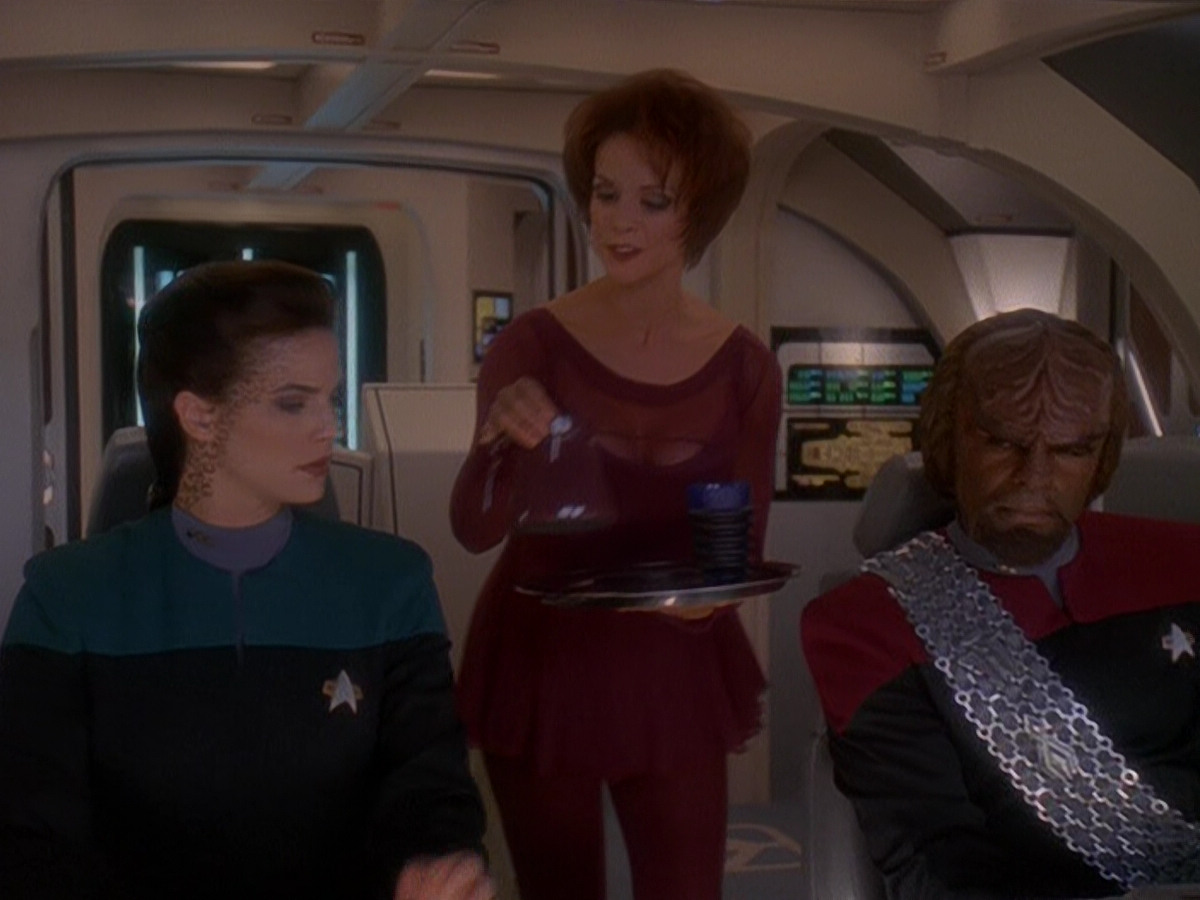 extant_StarTrek_DS9_5x07-LetHeWhoIsWithoutSin_00653.jpg