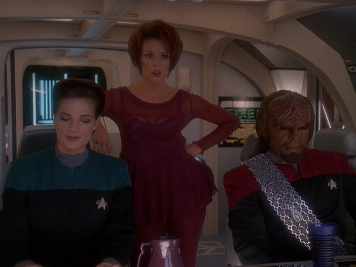 extant_StarTrek_DS9_5x07-LetHeWhoIsWithoutSin_00664.jpg